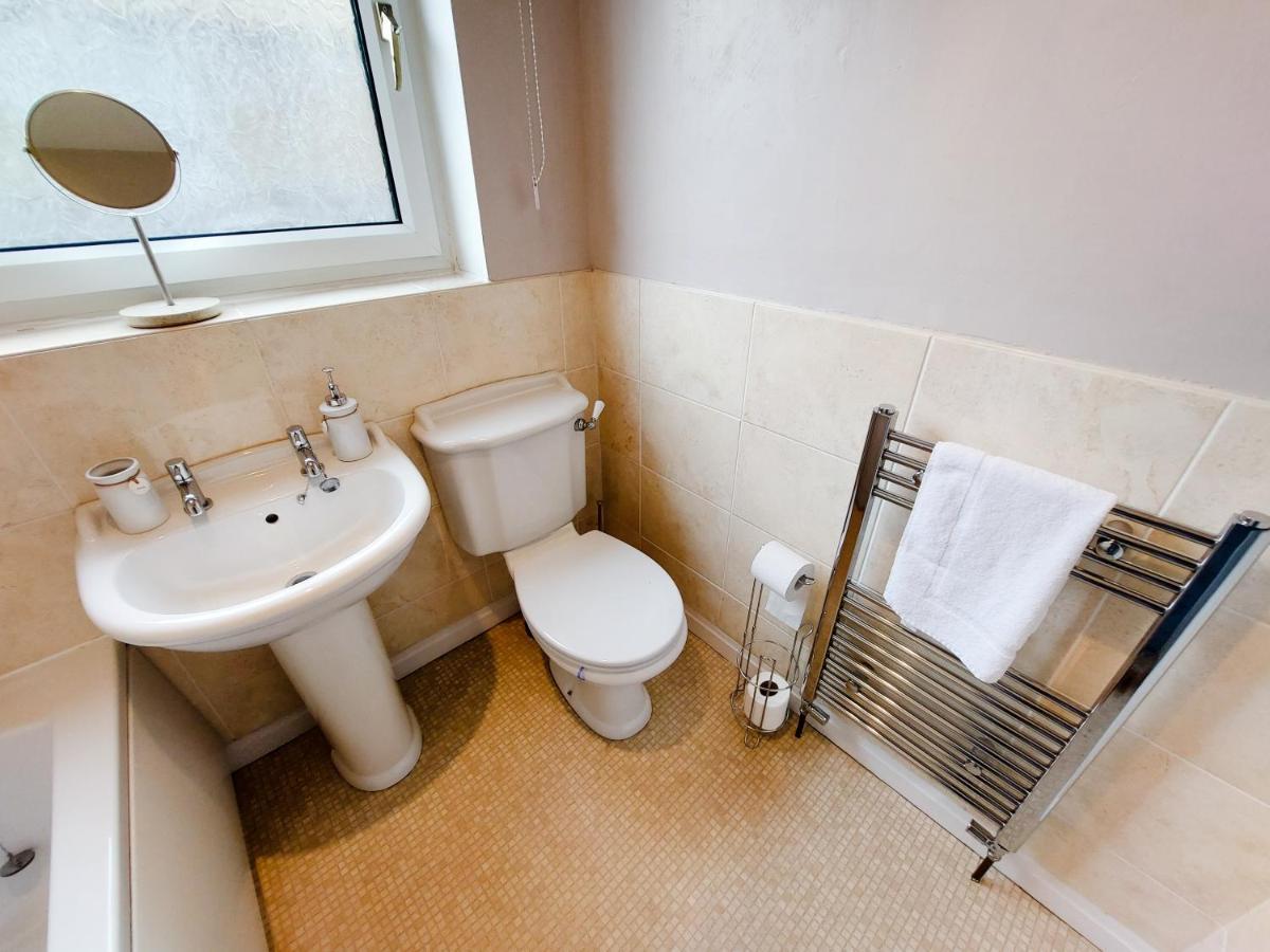Spring Gardens Holiday Bungalow Cayton Extérieur photo