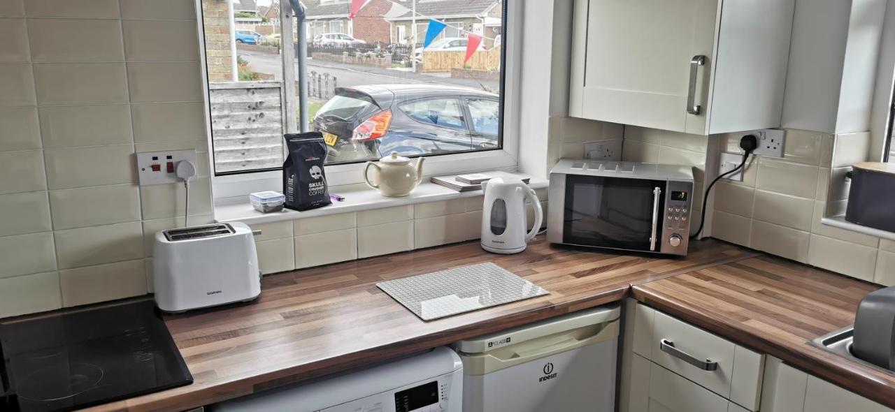 Spring Gardens Holiday Bungalow Cayton Extérieur photo